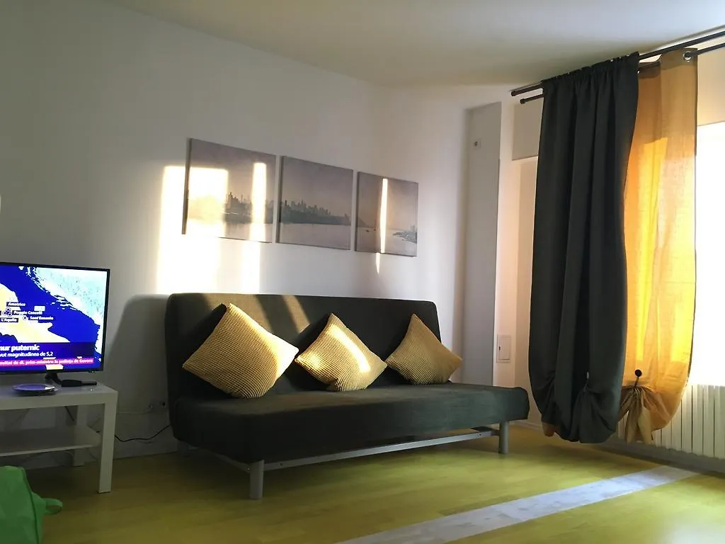 Green Apartment 3 布加勒斯特